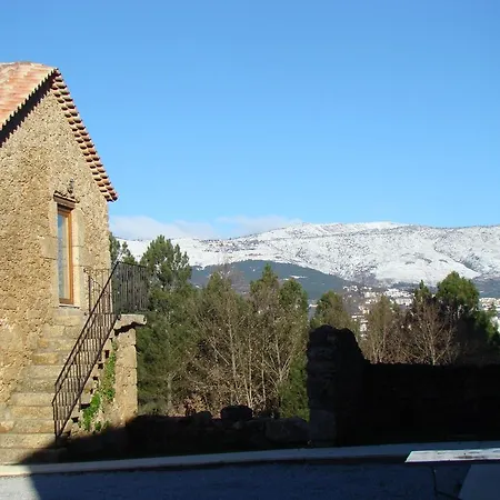 منزل ريفي Quinta De Seves *