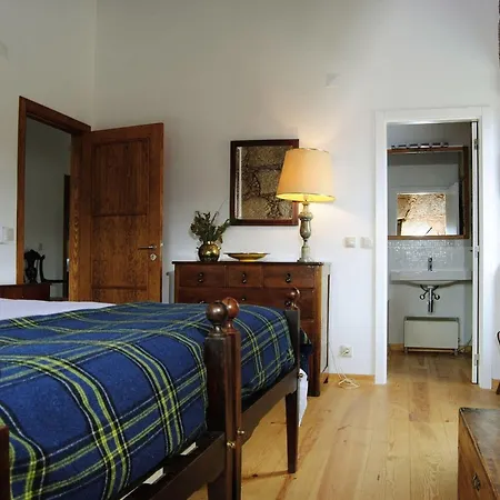 Quinta De Seves كوفيلهَ