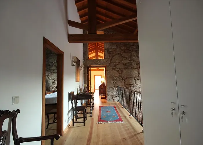 Quinta De Seves كوفيلهَ